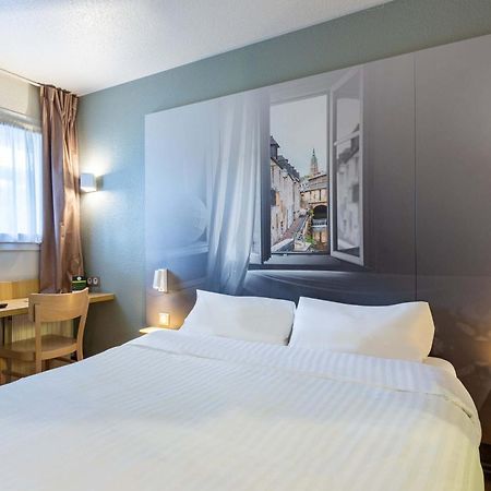 B&B Hotel Chartres Le Forum Le Coudray Екстериор снимка